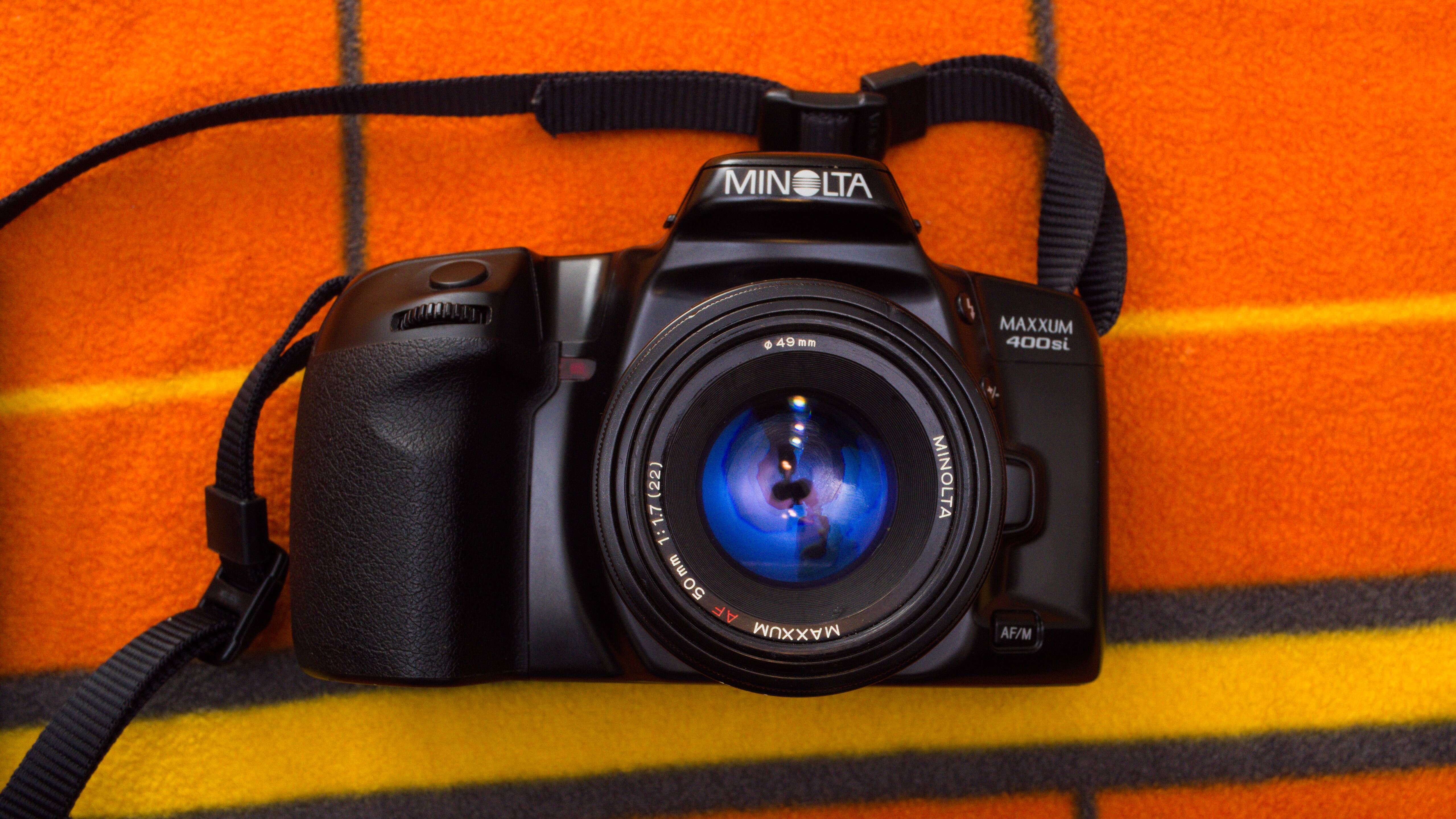Minolta Maxxum 400si: Much better than I expected