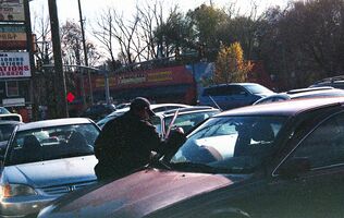 Minolta Maxxum 300si / Minolta AF Zoom 35mm-7mm f3.5-4.5 sample image 2